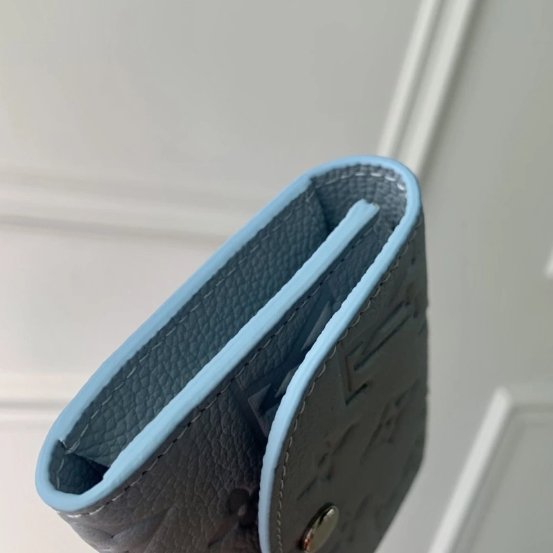 LV Wallets 4048I-0438
