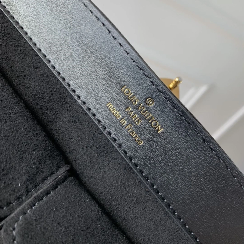 LV Round Bags 4048I-0452