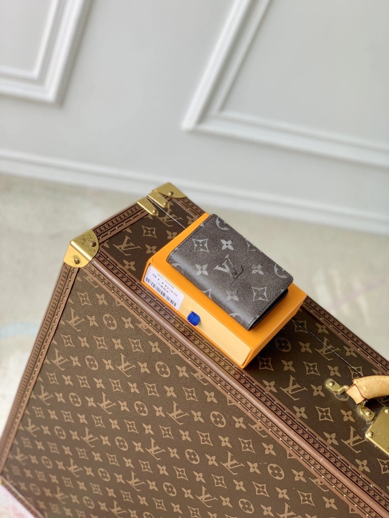 LV Wallets 4048I-0483