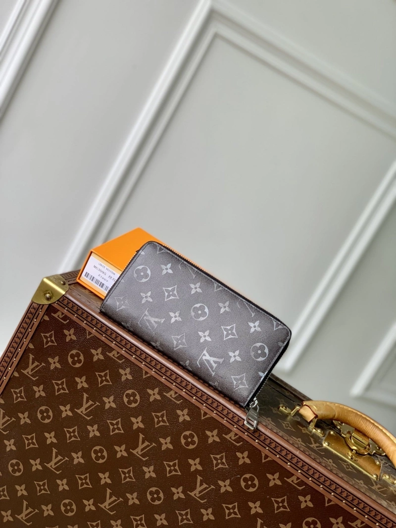 LV Wallets 4048I-0487