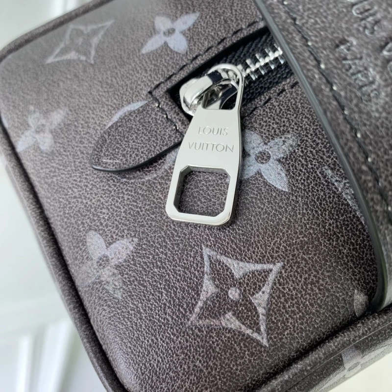 LV Cosmetic Bags 4048I-0489