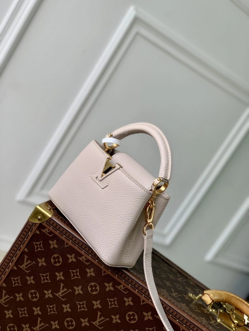 LV Capucines Bags 4048I-0492