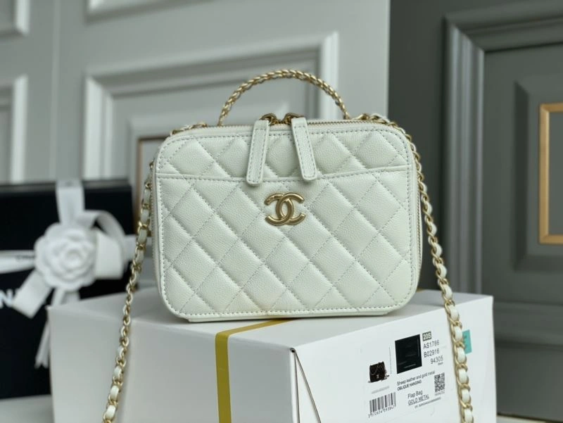 Ch**el cosmetic bags 4049b-0182