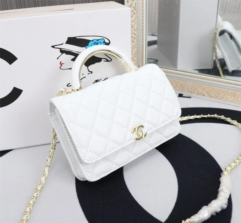 Ch**el woc bags 4049b-0390