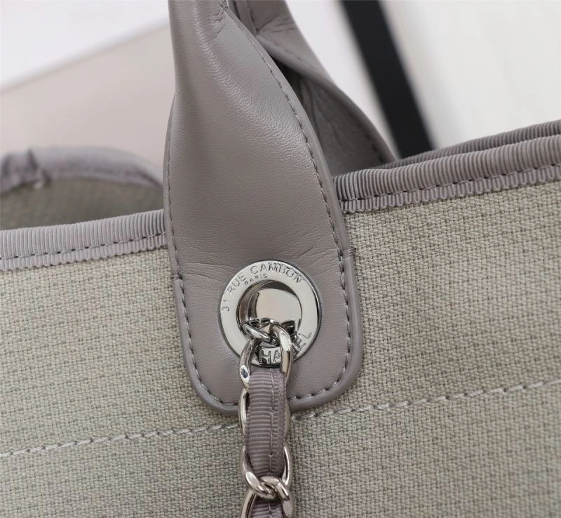 Ch**el shopping bags 4049b-0599