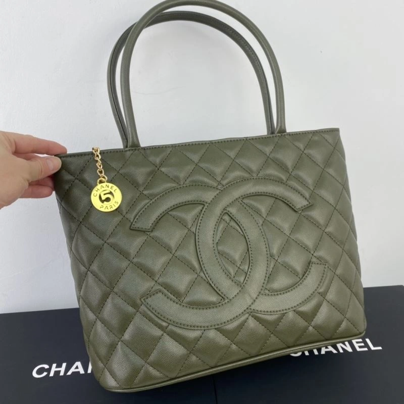 Ch**el shopping bags 4049b-0638