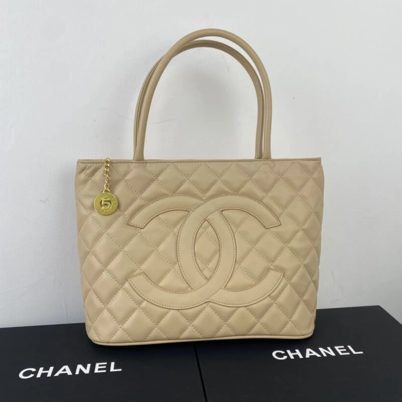Ch**el shopping bags 4049b-0639