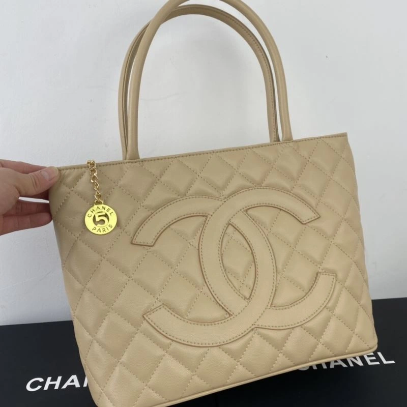 Ch**el shopping bags 4049b-0639