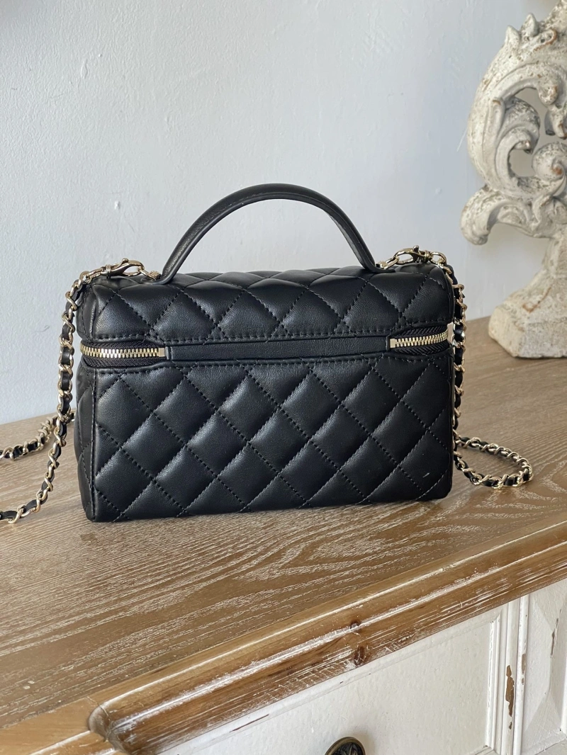 Ch**el cosmetic bags 4049h-0232