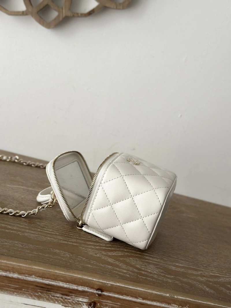 Ch**el cosmetic bags 4049h-0234