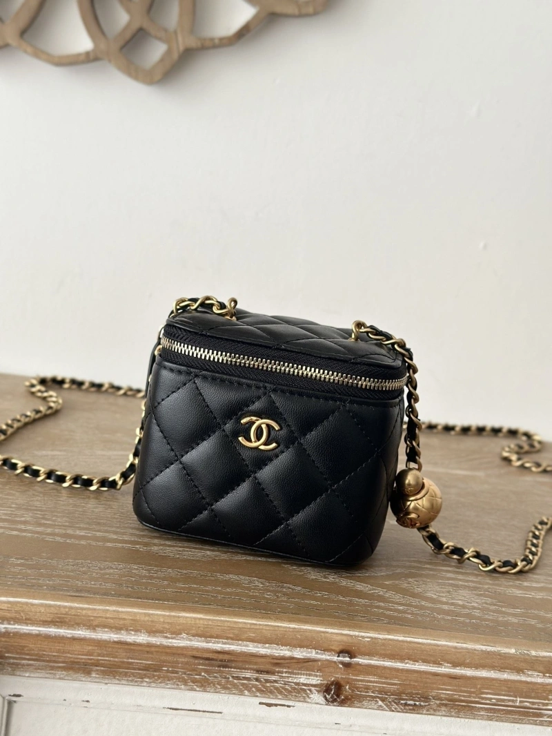 Ch**el cosmetic bags 4049h-0243