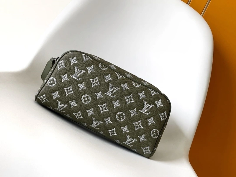 LV Cosmetic Bags 4056A-0107