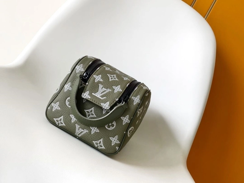 LV Cosmetic Bags 4056A-0107