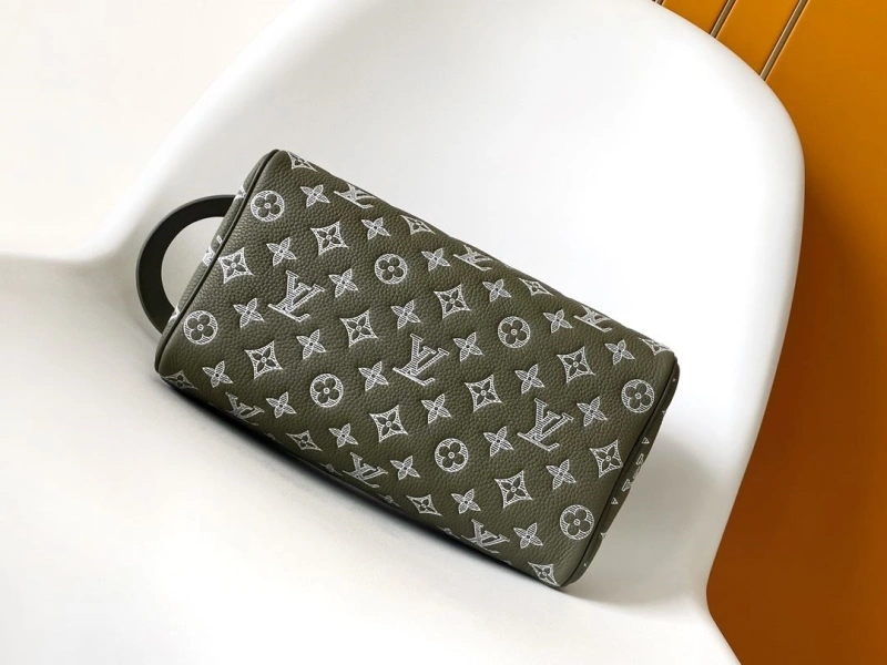 LV Cosmetic Bags 4056A-0107