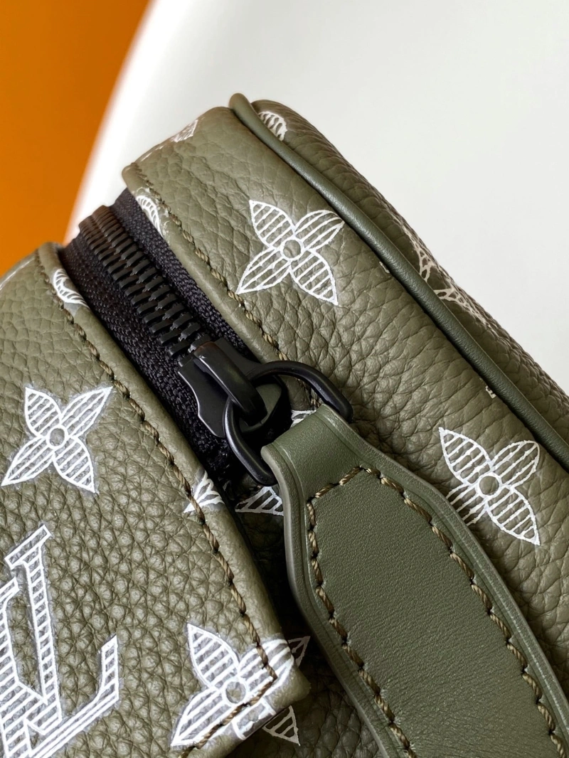 LV Cosmetic Bags 4056A-0107