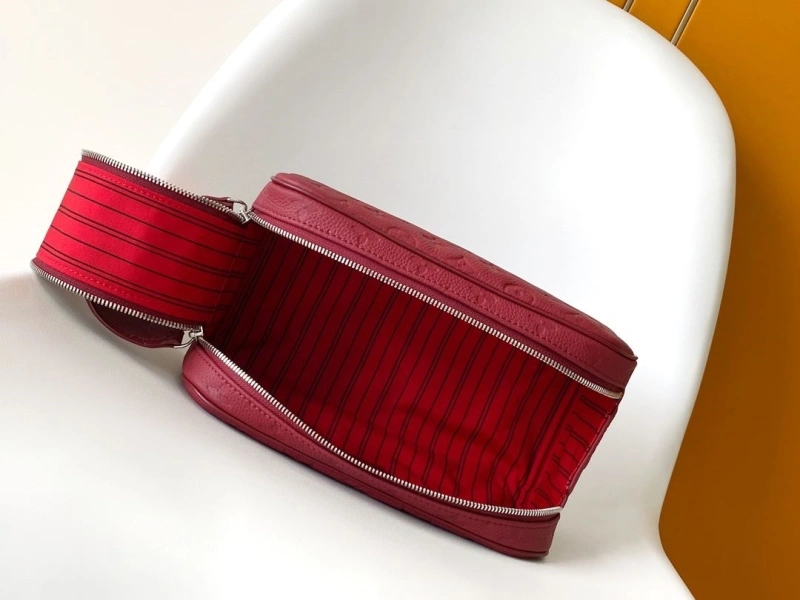 LV Cosmetic Bags 4056A-0109