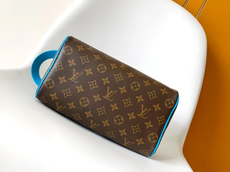 LV Cosmetic Bags 4056A-0128