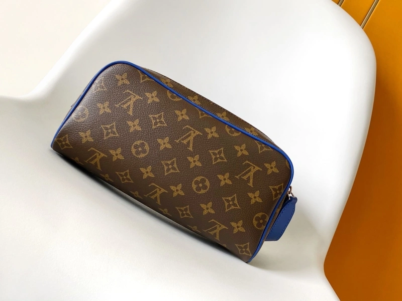 LV Cosmetic Bags 4056A-0129