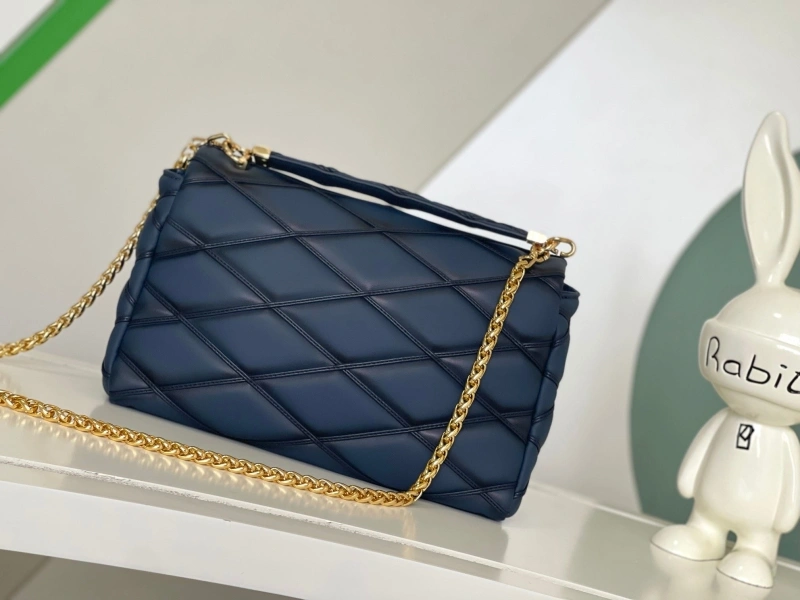 lv twist De*1m bags 4056d-0041