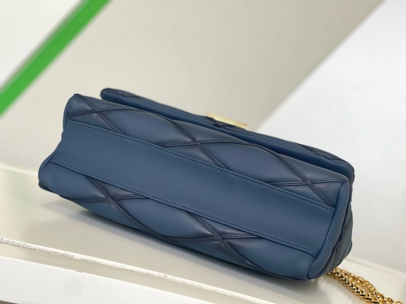 lv twist De*1m bags 4056d-0041