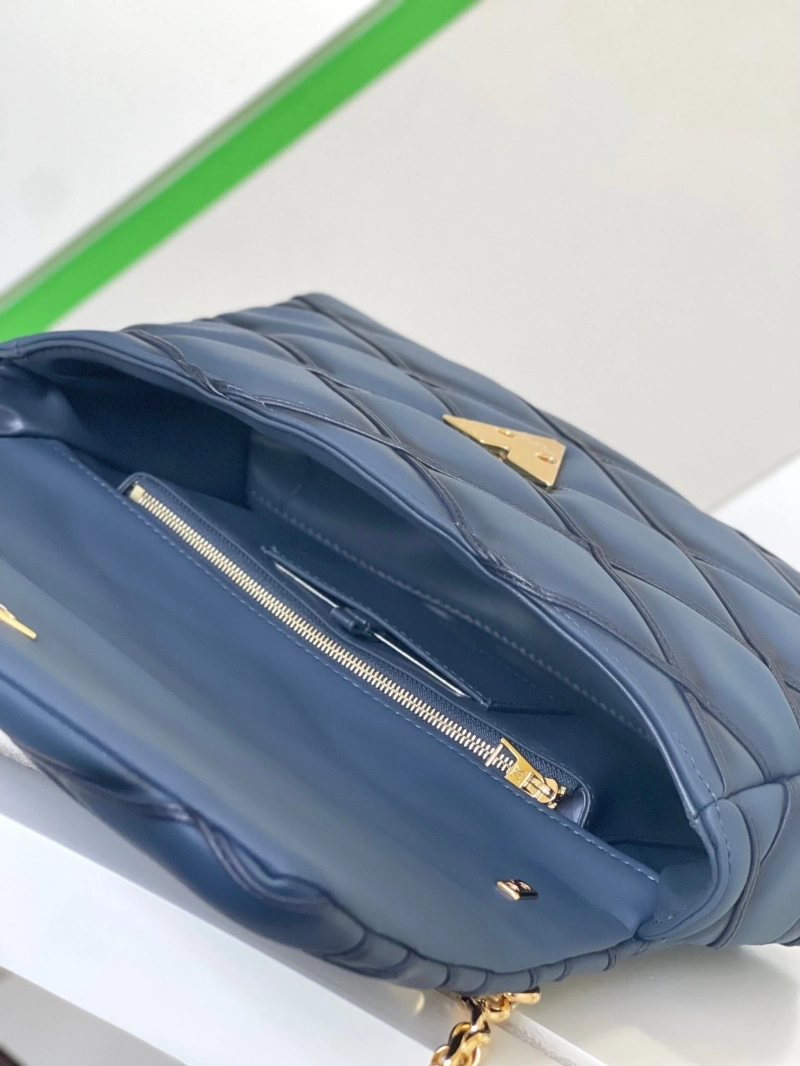 lv twist De*1m bags 4056d-0041