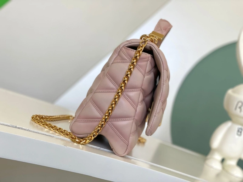 lv twist De*1m bags 4056d-0043