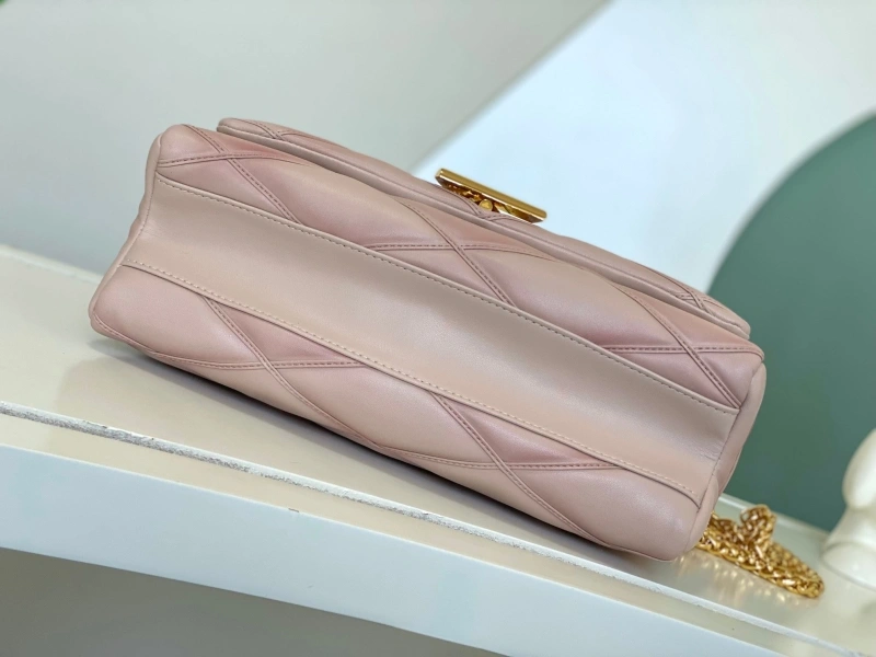 lv twist De*1m bags 4056d-0043