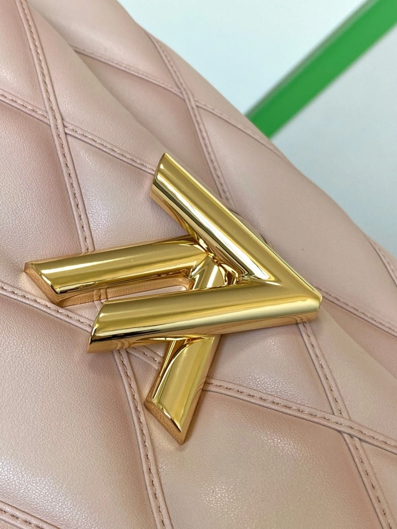 lv twist De*1m bags 4056d-0043