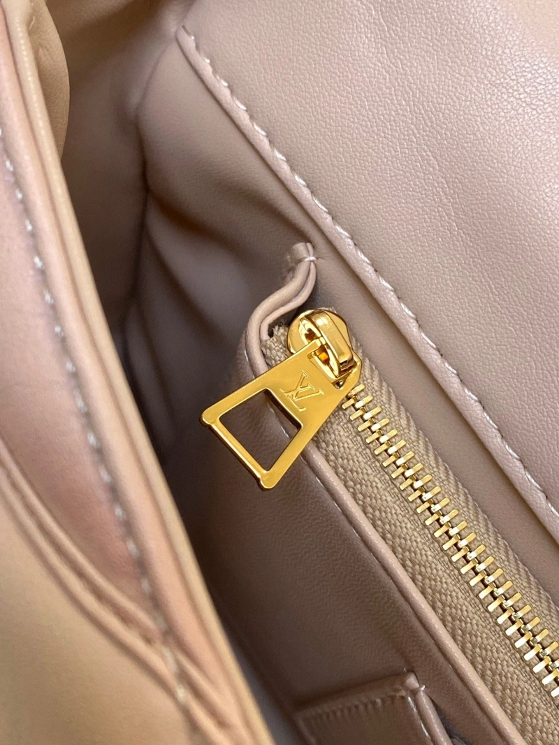 lv twist De*1m bags 4056d-0043
