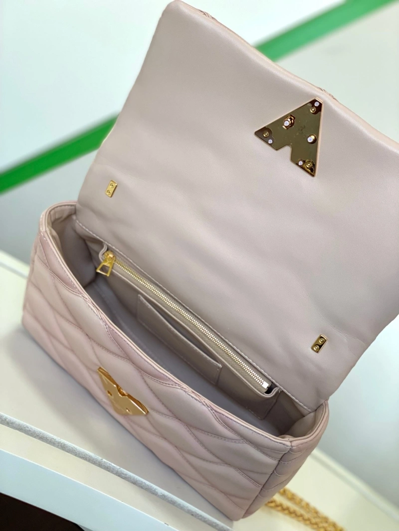 lv twist De*1m bags 4056d-0043