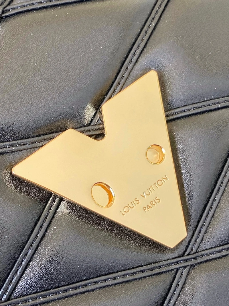 lv twist De*1m bags 4056d-0045