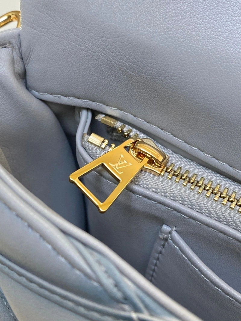 lv twist De*1m bags 4056d-0047