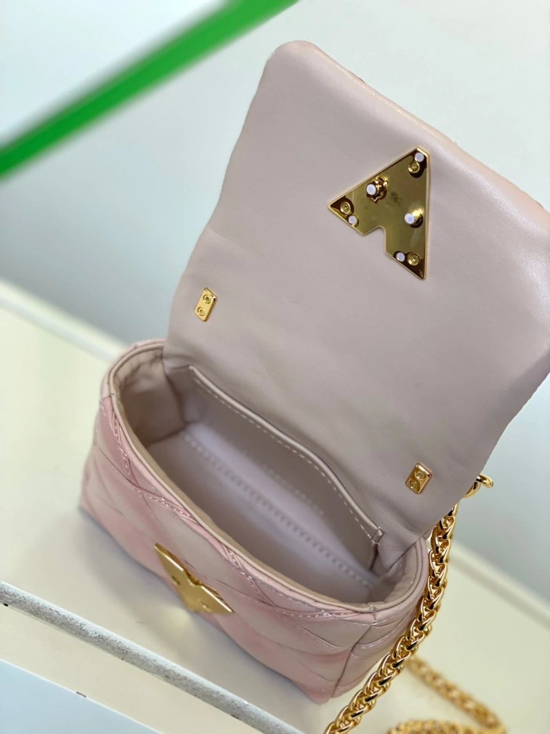 lv twist De*1m bags 4056d-0054