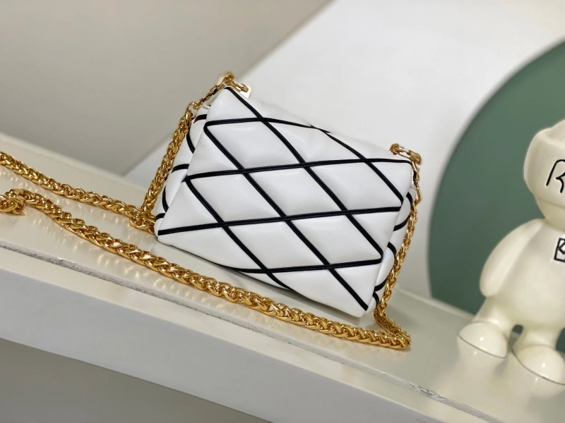 lv twist De*1m bags 4056d-0055