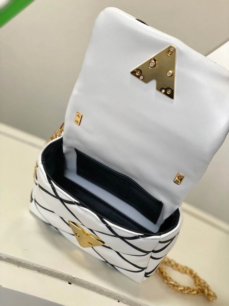 lv twist De*1m bags 4056d-0055