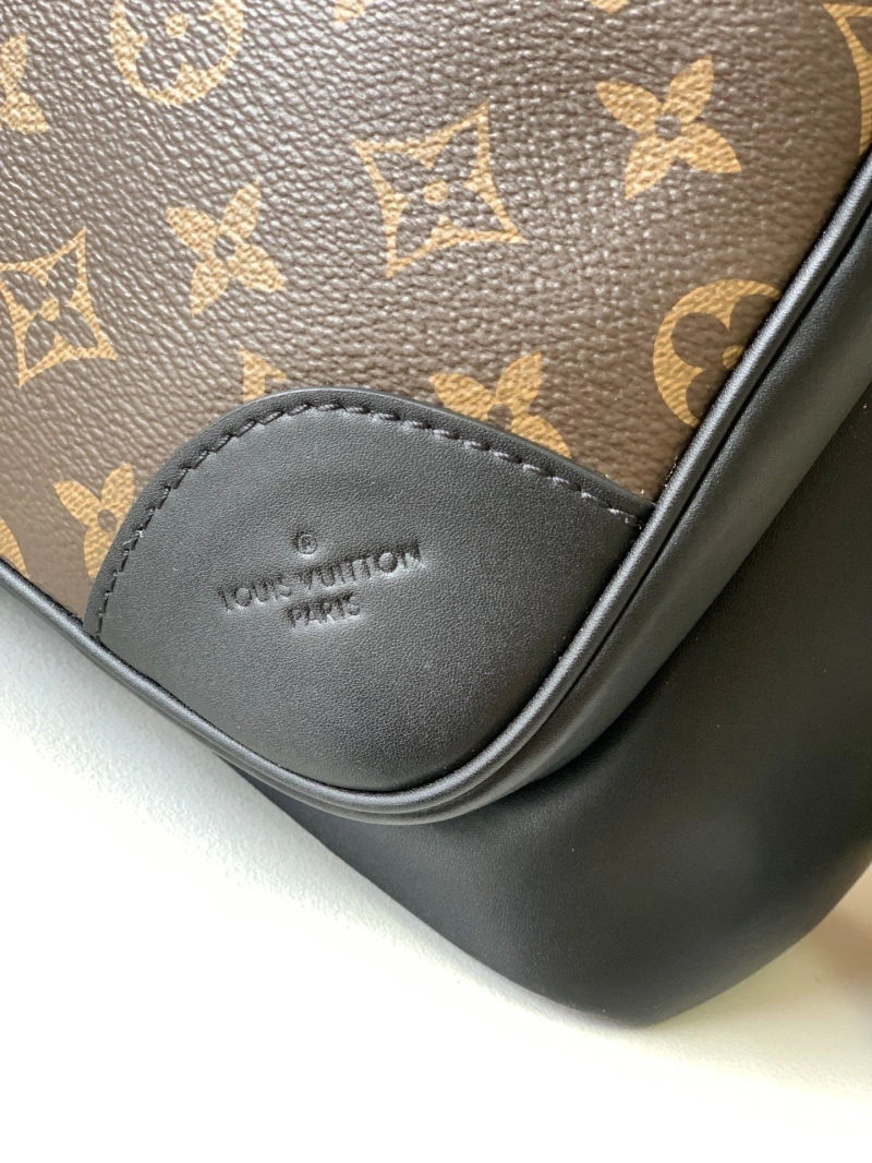 LV Backpacks 4056D-0177