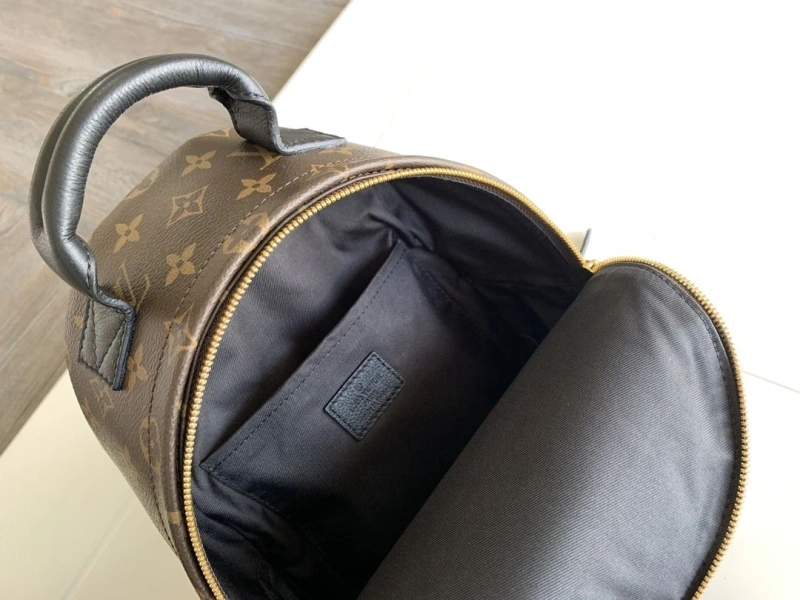 LV Backpacks 4056D-0298