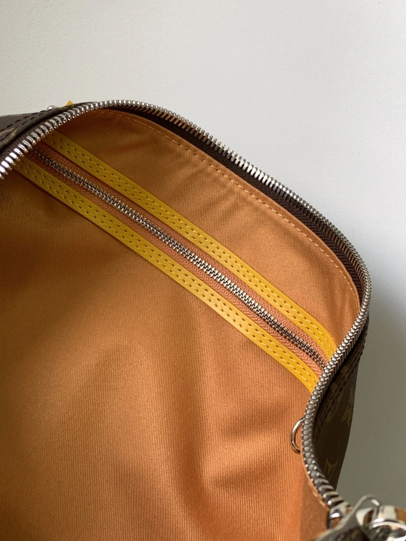 LV Travel Bags 4056D-0481