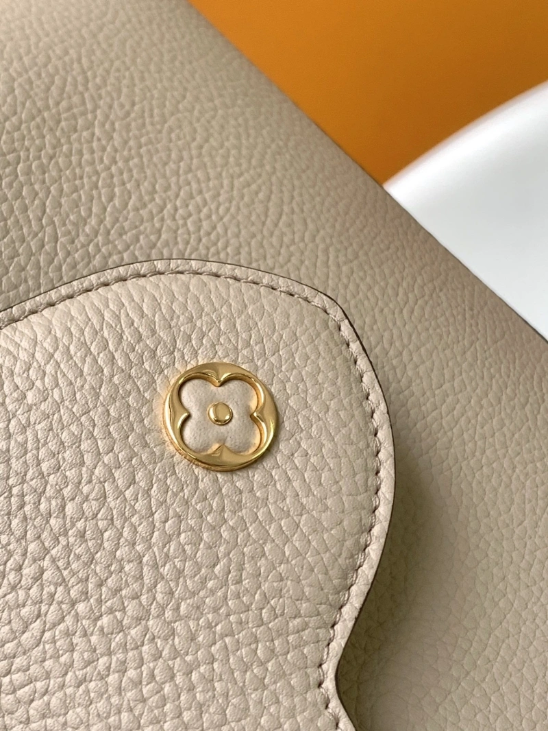 LV Capucines Bags 4056F-0015