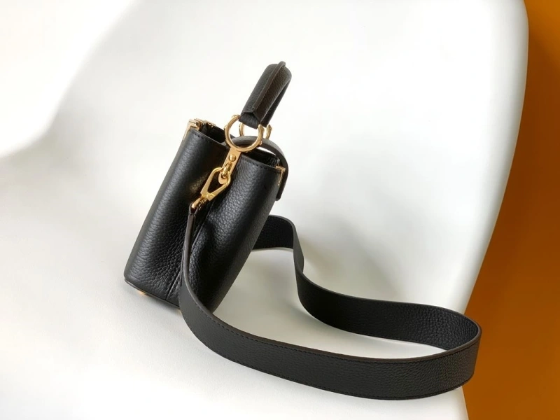 LV Capucines Bags 4056F-0019