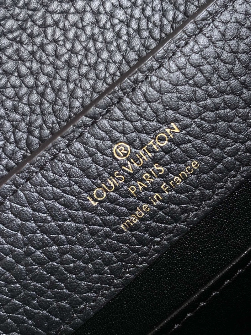 LV Capucines Bags 4056F-0022