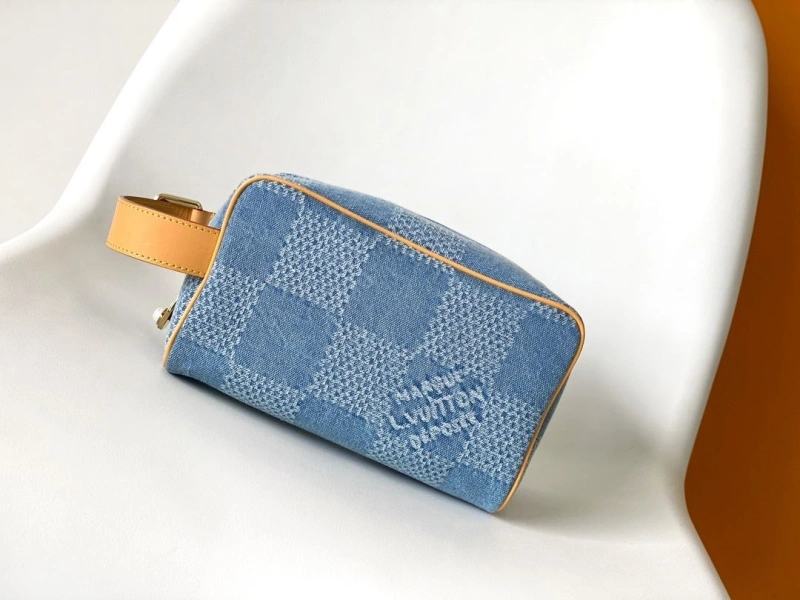LV Cosmetic Bags 4056F-0024