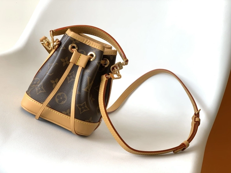 LV Bucket Bags 4056F-0045
