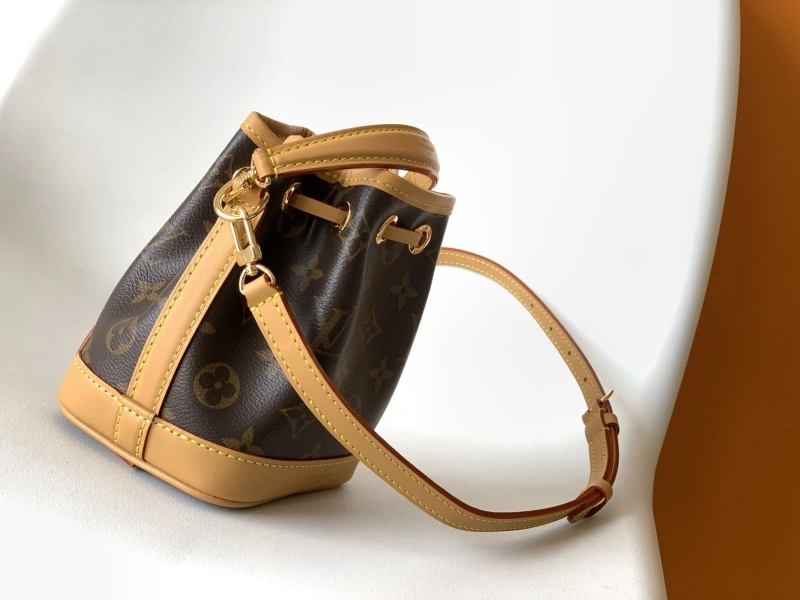 LV Bucket Bags 4056F-0045