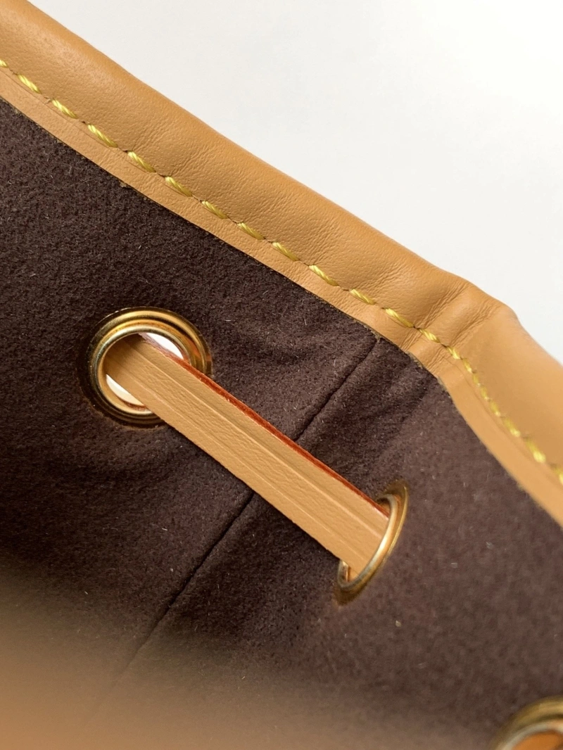 LV Bucket Bags 4056F-0045