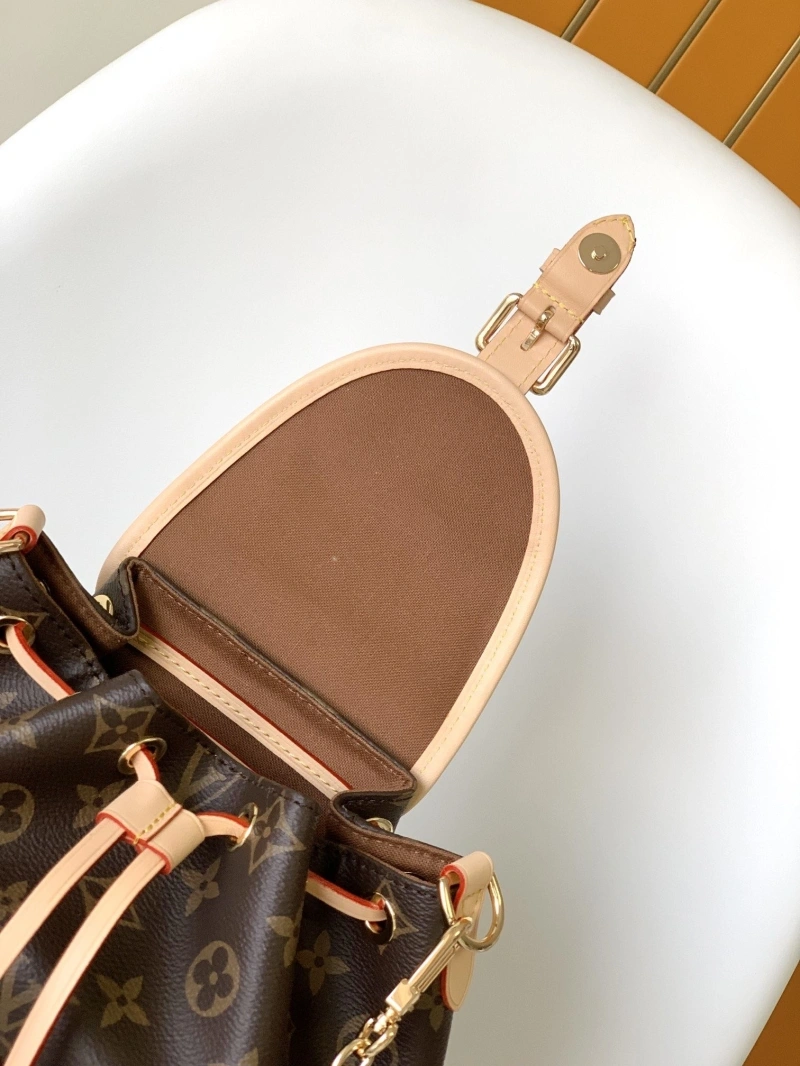 LV Backpacks 4056F-0071