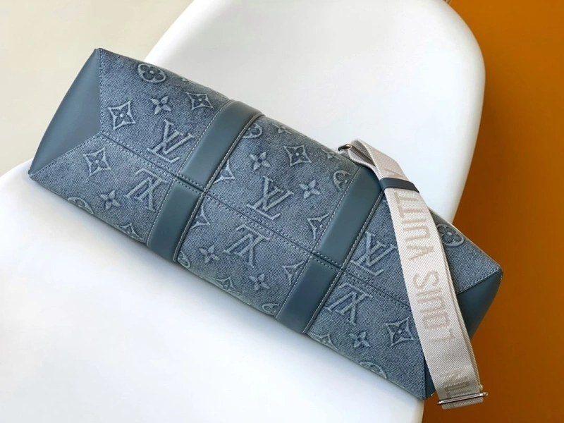 LV Travel Bags 4056F-0074
