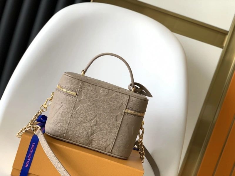 LV Cosmetic Bags 4056F-0105