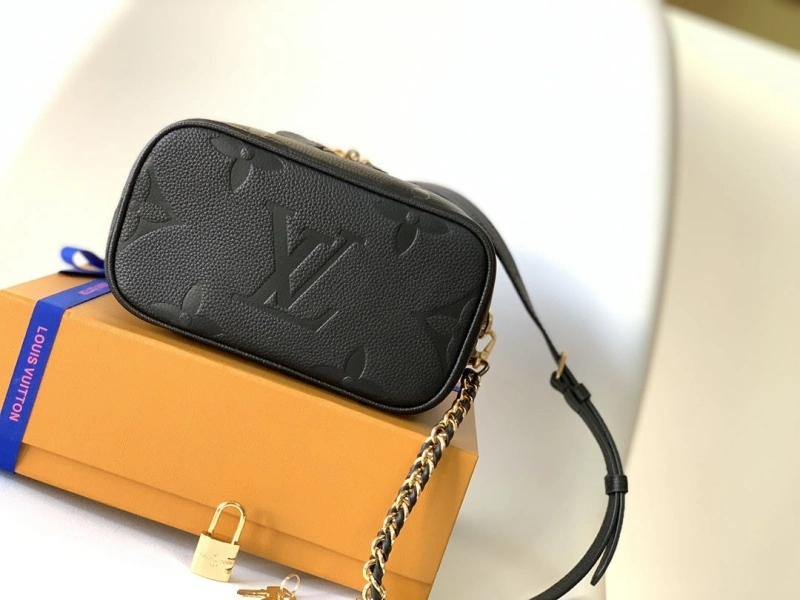 LV Cosmetic Bags 4056F-0108