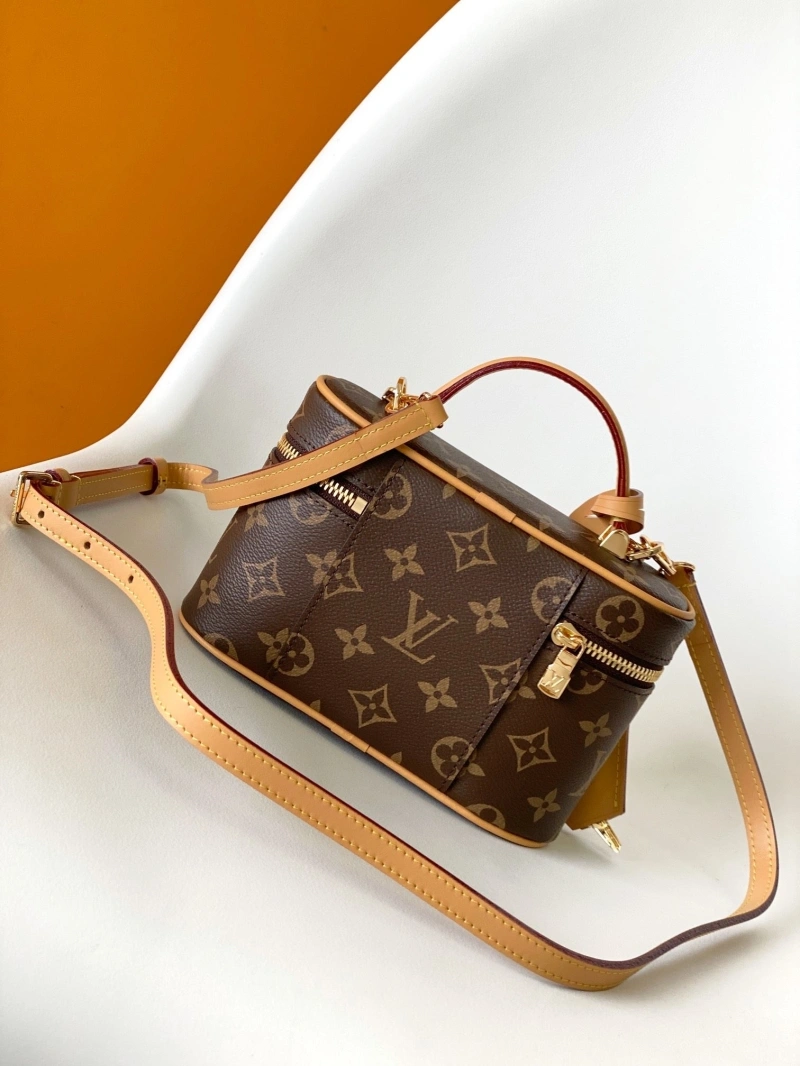 LV Cosmetic Bags 4056F-0165